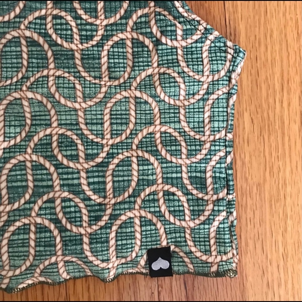 BBB Golden Hour Tank Verde